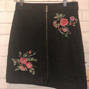 Zippered Floral Loft Skirt